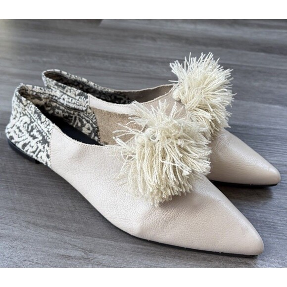 Zara Leather Ballet Flats Size 41 US 10 Fringe Pom Pointed Toe Shoes - Picture 1 of 8